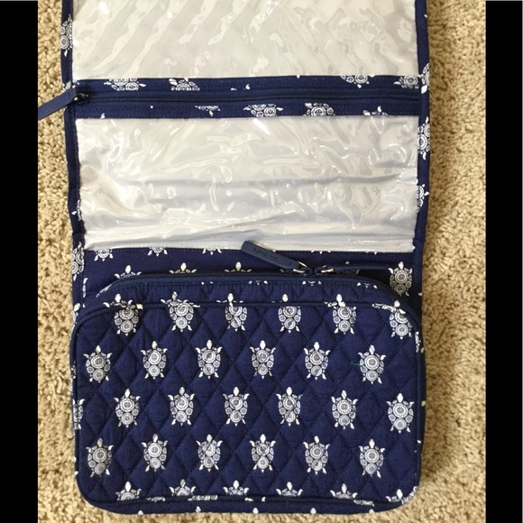 NWT VERA BRADLEY HANGING ORGANIZER - Picture 4 of 5